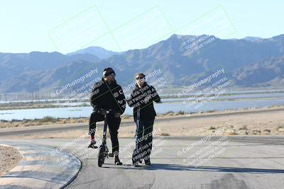 media/Jan-15-2026-Racers Edge (Thu) [[dfebeb70ab]]/1-Around the Pits-Track Walk/